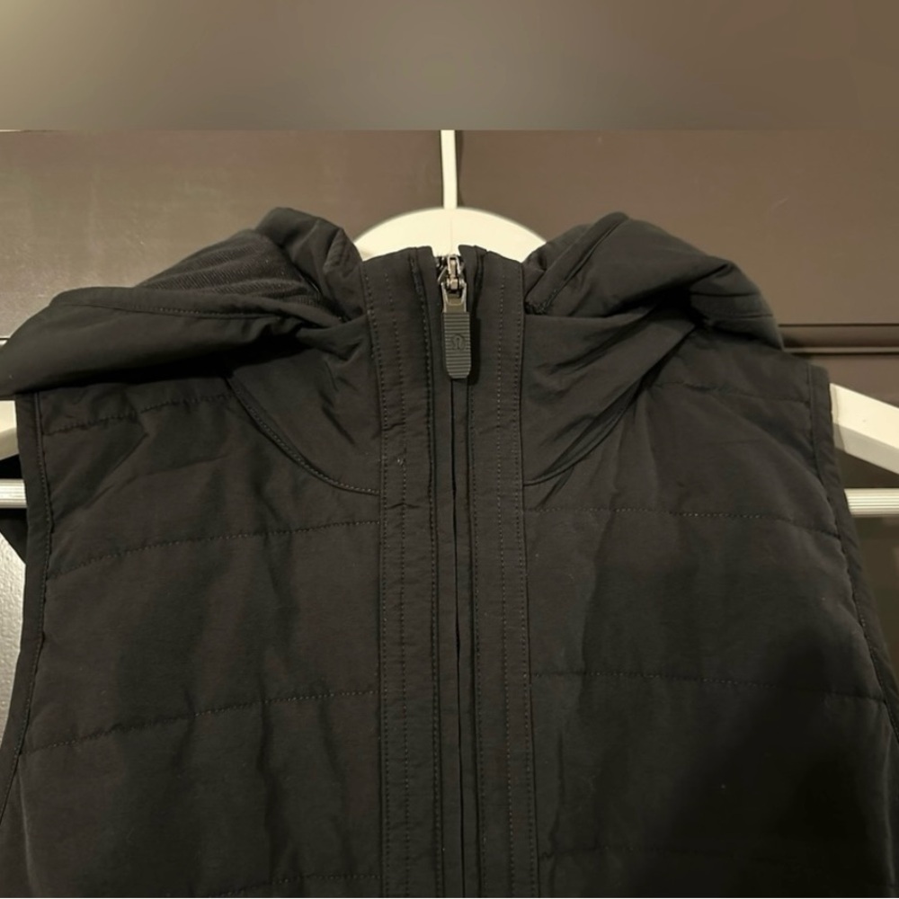 Lululemon Another Mile Vest Black 10 Hooded